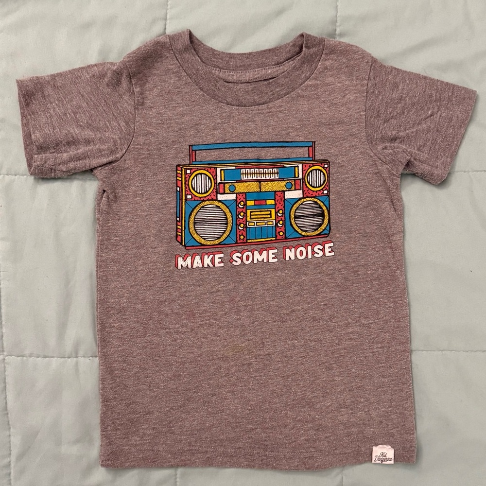 Kid Dangerous ‘Make Some Noise’ Graphic T-Shirt - Gray